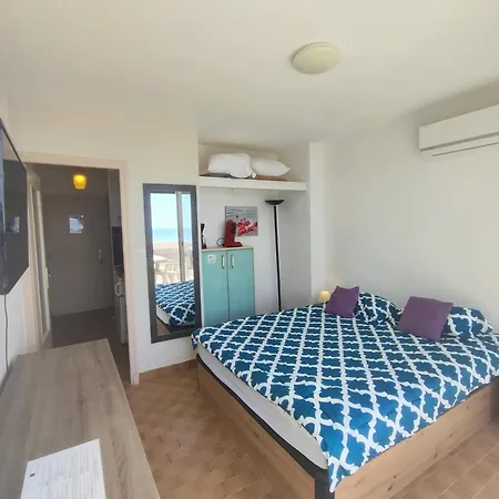 29, Heliopolis O Au Village Naturiste Διαμέρισμα *