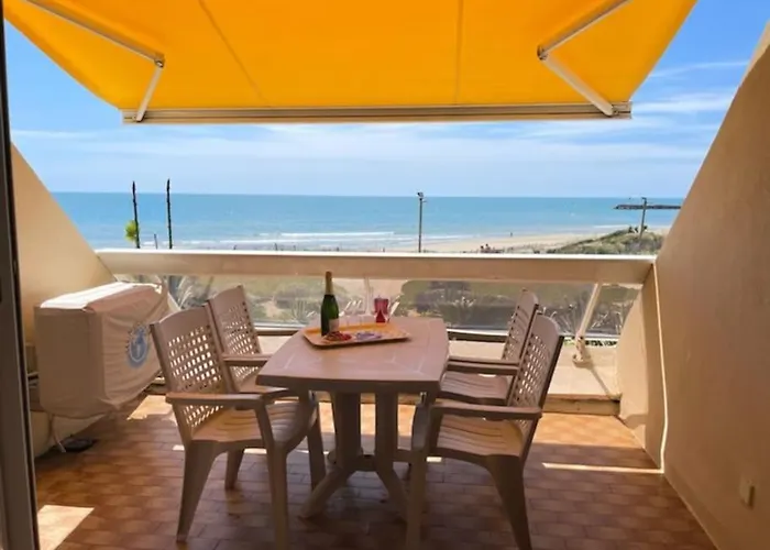 29, Héliopolis O Au Village Naturiste * Agde