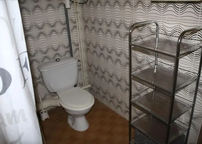 29, Héliopolis O Au Village Naturiste * Agde